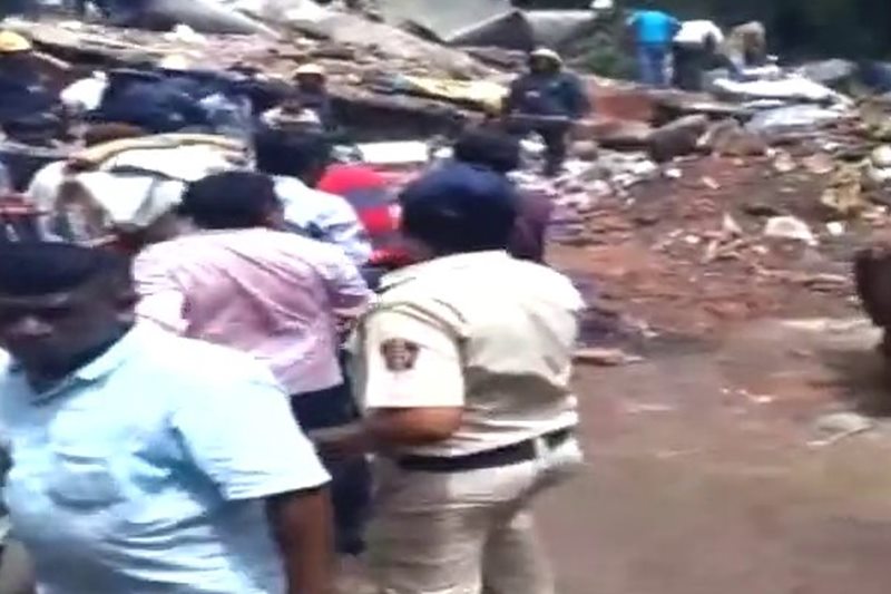 Mumbai building collapse, Mumbai building collapse in Ghatkopar, Ghatkopar building collapse, building collapse in mumbai, Lal Bahadur Shastri Marg tragedy, Lal Bahadur Shastri Marg building, Mumbai building collapse Ghatkopar