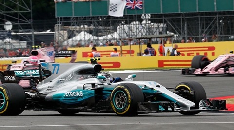 Lewis Hamilton wins British Formula One Grand Prix for the fifth time !