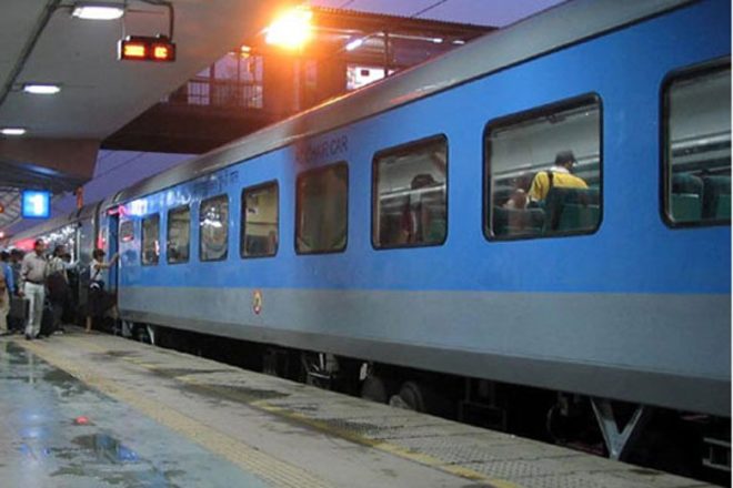 suresh prabhu, Rail Saarthi , railways, Railway Minister, app for railway ticket booking, app for railway inquiry, app for railway meal orders suresh prabhu, Rail Saarthi , railways, Railway Minister, app for railway ticket booking, app for railway inquiry, app for railway meal orders