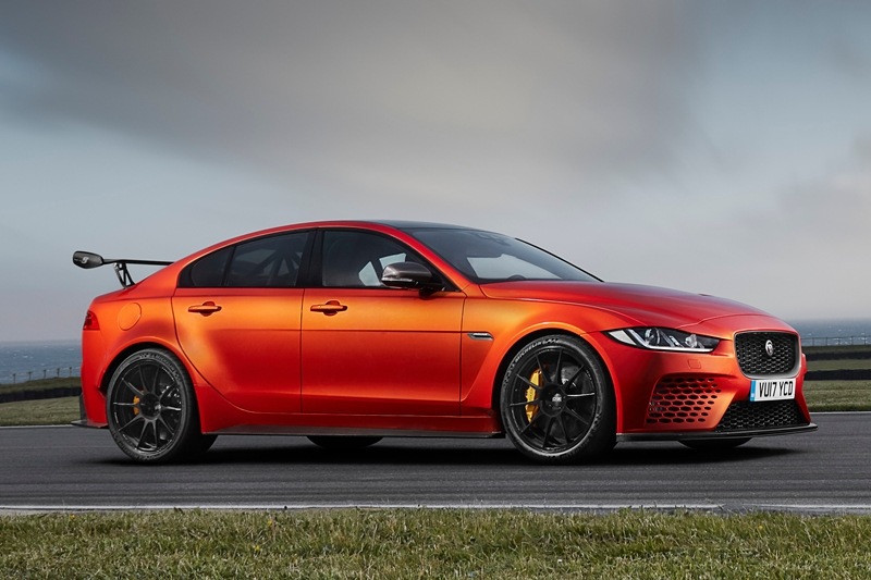 The Jaguar XE is the entry-level luxury saloon offered in India which competes with German car brands such as BMW which offers the 3 Series and other manufacturers from other countries as well. A lot of you may not know, but, like BMW has its mad scientist division, the M, the British carmaker also has some of its crazy boffins working in SVO or Special Vehicle Operations. So, when they thought of another project, it turned out to be on the XE sedan. Meet the Jaguar XE SV Project 8, the fastest production Jaguar ever made and it can be yours only for $192,200 or Rs 1.24 crore, thats before the inclusion of taxes