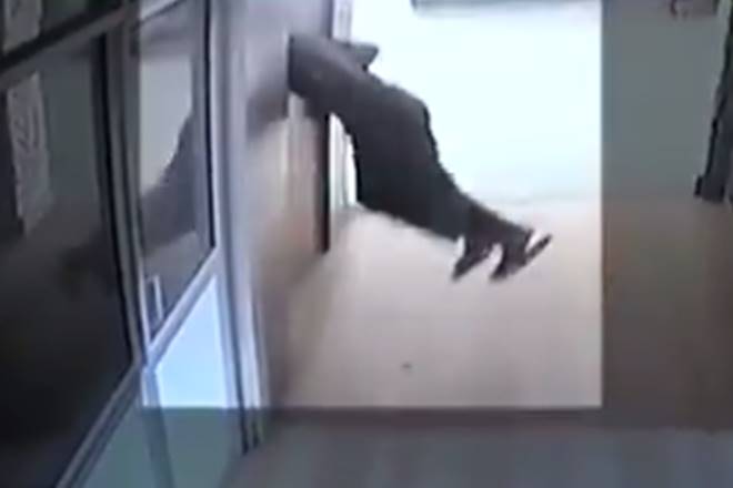 lift accident, accident in lift, lift accident video, patna lift accident, accident in lift, lift accident video, patna