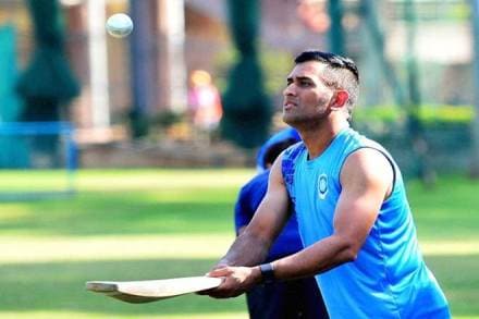 What are the best reasons to join a cricket training academy in the UAE?