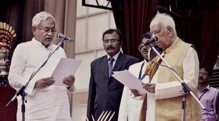 Arvind Kejriwal, Nitish Kumar, President Ram Nath Kovind, Kovind swearing in ceremony, swearing in ceremony, President Kovind, Chief Minister of Bihar, non-NDA CM, Prime Minister Narendra Modi, PM Modi, Narendra Modi, BJP president Amit Shah, Amit Shah, Congress president Sonia Gandhi, Sonia Gandhi, BJP leader L K Advani, L K Advani, JD(U), Janata Dal United, Janata Dal Arvind Kejriwal, Nitish Kumar, President Ram Nath Kovind, Kovind swearing in ceremony, swearing in ceremony, President Kovind, Chief Minister of Bihar, non-NDA CM, Prime Minister Narendra Modi, PM Modi, Narendra Modi, BJP president Amit Shah, Amit Shah, Congress president Sonia Gandhi, Sonia Gandhi, BJP leader L K Advani, L K Advani, JD(U), Janata Dal United, Janata Dal