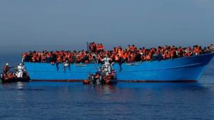 refugees, boat refugees, Papua New Guinea, Australia, united states, US, US news, US latest news