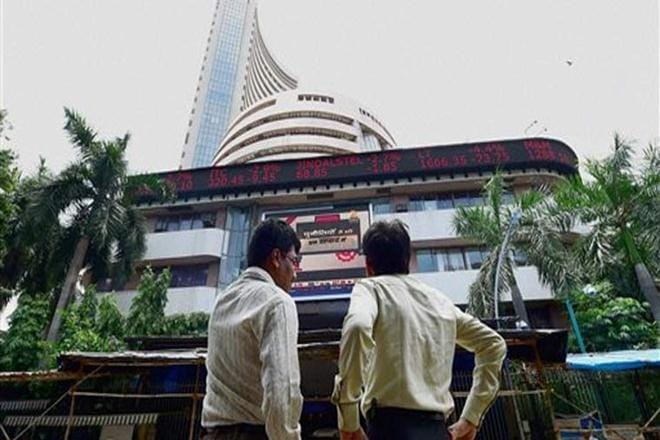 Sensex, Nifty edge lower on global woes; financials, bank stocks weigh Sensex, Nifty edge lower on global woes; financials, bank stocks weigh
