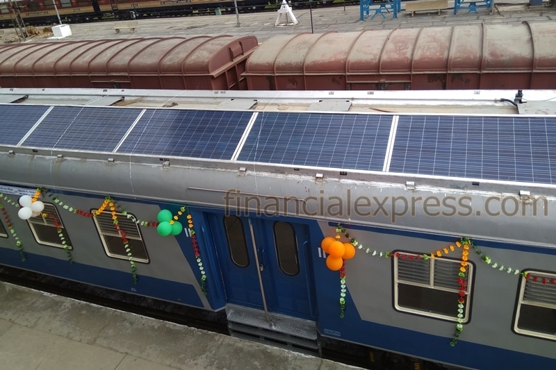 solar power train, solar power train in india, solar power train indian railways