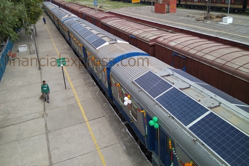 solar power train, solar power train in india, solar power train indian railways