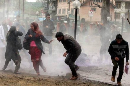 stinky bomb, stinky bomb Skunk, protesters in India, protesters in Kashmir, smelly bomb, Israeli forces, water cannons, Palestinian protesters, Central Reserve Police Force, CRPF, the stench bomb, security forces in Kashmir, pellet guns, control the protesters, militant commander Burhan Wani, Burhan Wani, Jammu and Kashmir stinky bomb, stinky bomb Skunk, protesters in India, protesters in Kashmir, smelly bomb, Israeli forces, water cannons, Palestinian protesters, Central Reserve Police Force, CRPF, the stench bomb, security forces in Kashmir, pellet guns, control the protesters, militant commander Burhan Wani, Burhan Wani, Jammu and Kashmir