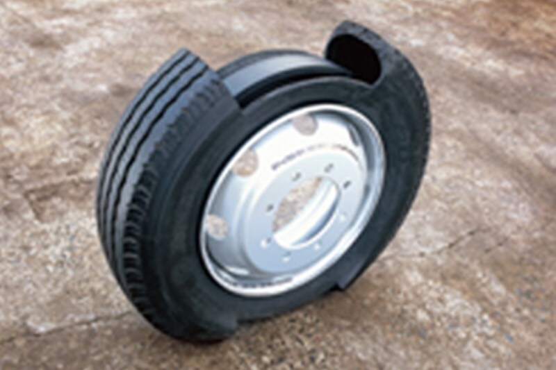 The 'Merlin' has other safety features such as run-flat tyres with CTIS (Central tyre inflation system) and a self-recovery winch.