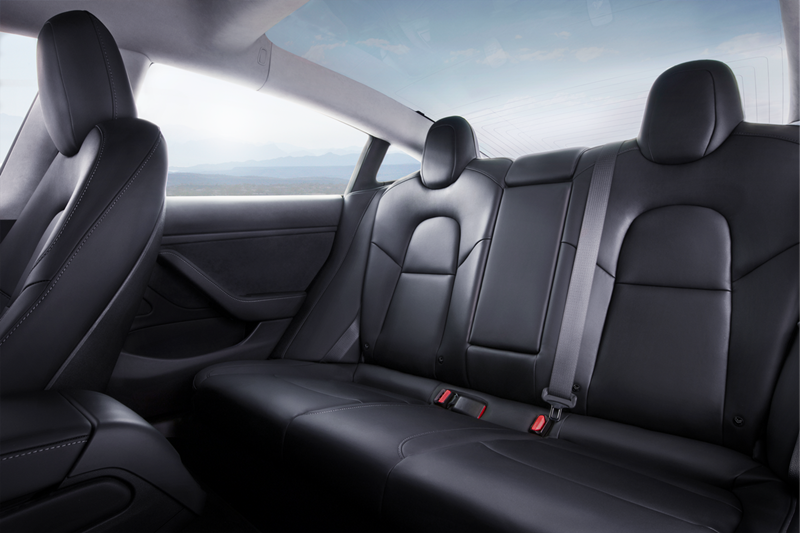 Moving on to the rear of the cabin, the passenger seat can fold down to provide extra storage space. Elon Musk has emphasised in the past that it was designed so that three adults could sit comfortably, well that would perhaps also depend on the size of the occupants.