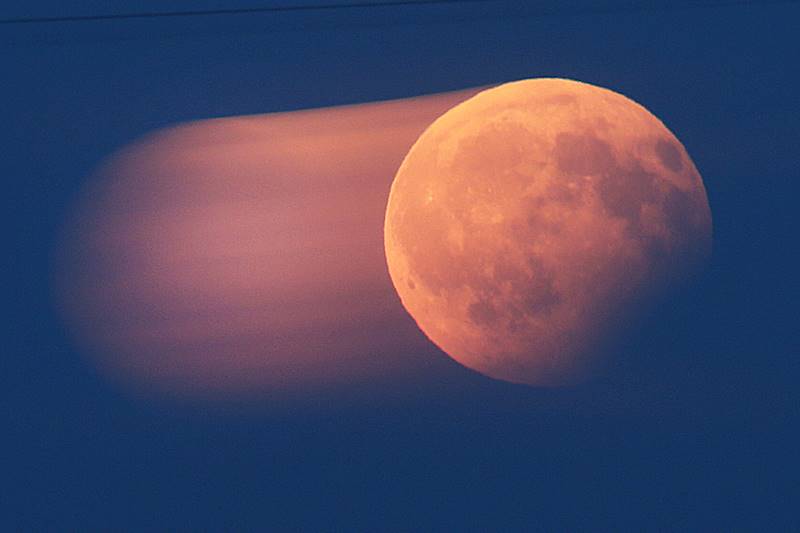 lunar eclipse 2017, lunar eclipse 2017 photos, lunar eclipse 2017 in india, lunar eclipse 2017 in india, lunar eclipse today, lunar eclipse