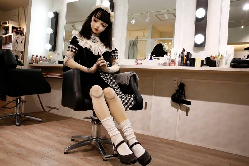 Lulu Hashimoto, doll model lulu hashimoto, living doll, tokyo, fashion, modelling, dolls, fashion doll, robot doll, japan, technology, fashion world, model, fashion fashion, tokyo fashion, latest pics, latest news