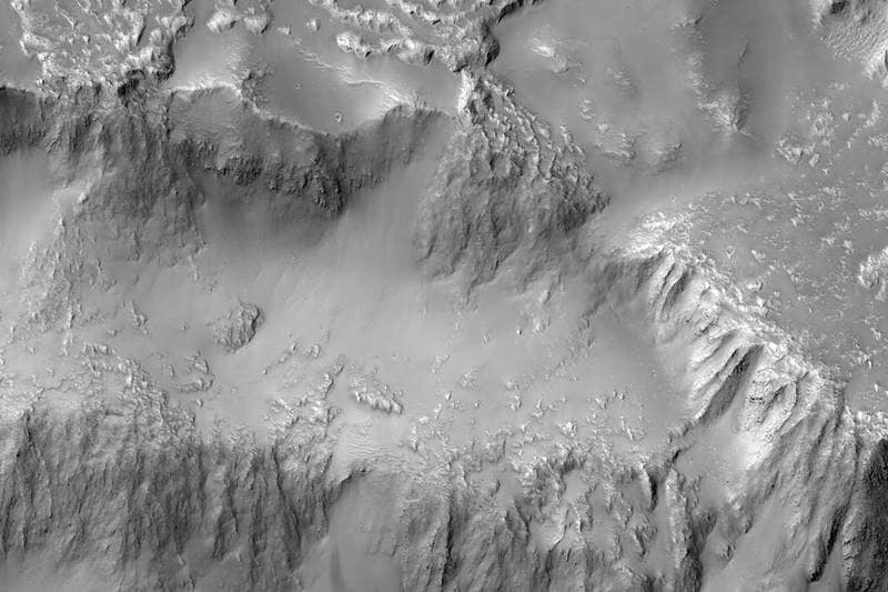 Nasa, Mars, nasa pics, mars pics, Mars dunes, Mars snow dunes, Mars dunes snow, Mars Reconnaissance Orbiter, High Resolution Imaging Science Experiment, Red Planet, Mars life, Mars news
