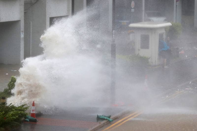 Typhoon Hato, hong kong, storm, hong kong storm, storm in hong kong, Typhoon Hato in hong kong, flood, hurricane, latest news, world news, pics