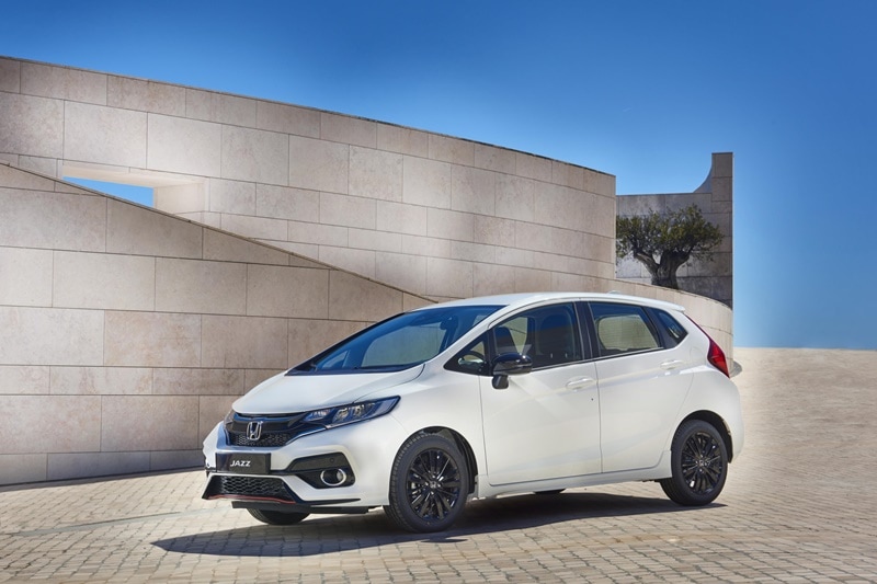 Exterior changes include tweaks that bring the Jazz in sync with Honda's latest design language.