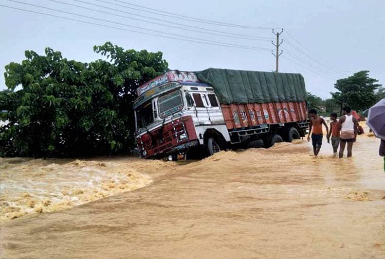 flood in bihar, flood in assam, bihar floods, india floods, assam floods, monsoon, heavy rains, flood in india, flood in northeastern states, india news, india pics, latest news, latest pics