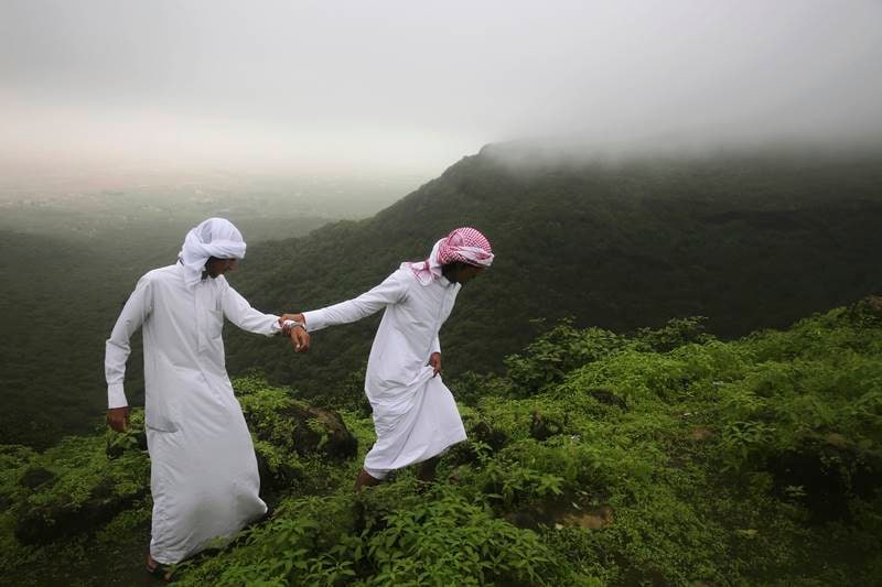 oman, salalah, oman monsoon, monsoon in oman, salalah monsoon, travel oman monsoon, tourist, monsoon, desert, rain, fog, monsoon festival, oman pics, salalah pics, saudi arabia