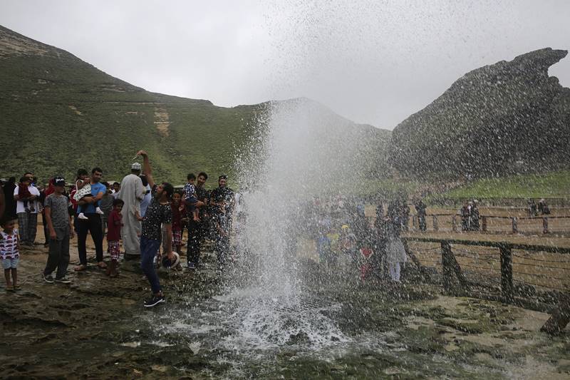 oman, salalah, oman monsoon, monsoon in oman, salalah monsoon, travel oman monsoon, tourist, monsoon, desert, rain, fog, monsoon festival, oman pics, salalah pics, saudi arabia