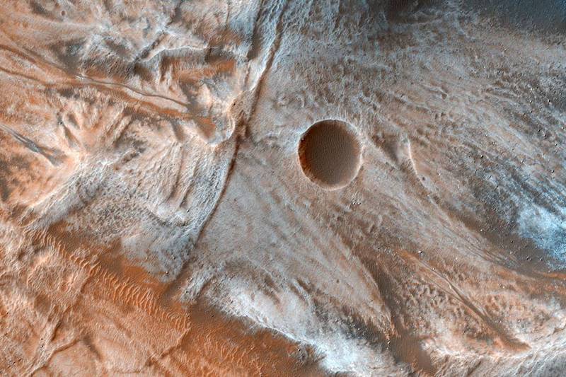 Nasa, Mars, nasa pics, mars pics, Mars dunes, Mars snow dunes, Mars dunes snow, Mars Reconnaissance Orbiter, High Resolution Imaging Science Experiment, Red Planet, Mars life, Mars news