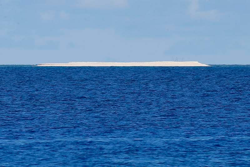 china, South China Sea, sandbars, Philippines, Filipino, Asian neighbors, Asia, Chinese troops, Chinese navy ships, world pics, china pics, china news, china latest pics, world news, latest pics, ships, navy
