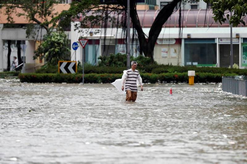 Typhoon Hato, hong kong, storm, hong kong storm, storm in hong kong, Typhoon Hato in hong kong, flood, hurricane, latest news, world news, pics
