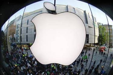 apple, iphone, apple smartwatch launch, smartwatch apple, apple smartwatch to connect with phone, smartwatch connects with smartphone