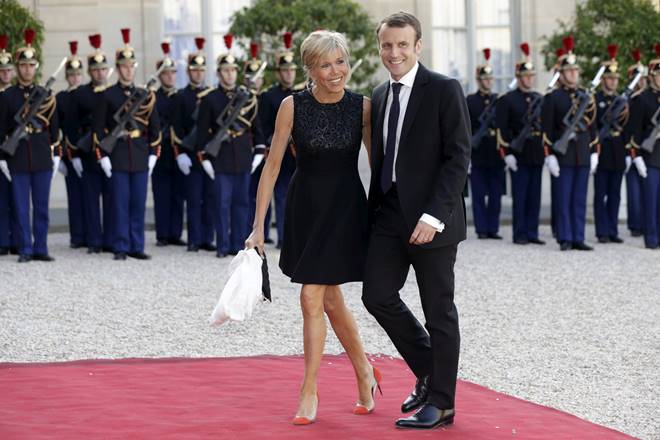 Petition, France, French First Lady, Petition against French First Lady, 160,000 signatures, Emmanuel Macron, public money Petition, France, French First Lady, Petition against French First Lady, 160,000 signatures, Emmanuel Macron, public money