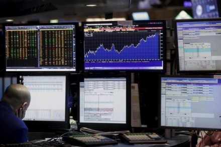 World’s biggest money-market fund can grow more, Fitch says World’s biggest money-market fund can grow more, Fitch says