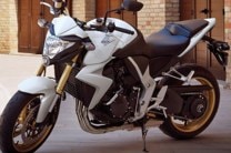 43mm HMAS upside-down forks.