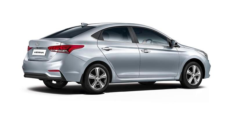 The new Hyundai Verna gets a whole host of class leading features like rear curtain, Hands Free boot-lid, front ventilated seats & Eco coating. Not to mention the fact that it has grown 65mm in length and now has a 480l boot. This means that the new Verna will also get more legroom and headroom in the backseat.