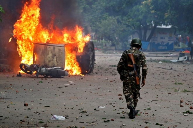 ram rahim verdict live, ram rahim singh, gurmeet ram rahim singh, dera sacha sauda, dera sacha sauda chief, who is ram rahim, Panchkula, sirsa, punjab, haryana, chandigarh, sadhvi rape case, cbi, msg, messenger of god, ram rahim verdict, violence in north india, violence in Panchkula