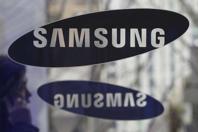 Samsung, Foxconn, Tony Fadell, wireless data transfer, Apple iPod, Samsung Electronics, Hon Hai Precision Industry, Keyssa, Playground Global, Keyssa’s technology, wireless technology, Intel Corp