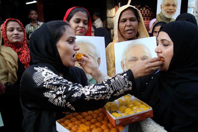 triple talaq, triple talaq verdict, ban on triple talaq, triple talaq ban, supreme court ban on triple talaq, muslim, muslim women in india, muslim women, what is triple talaq, triple talaq shariat law, funadamental right triple talaq, triple talaq constitutional?