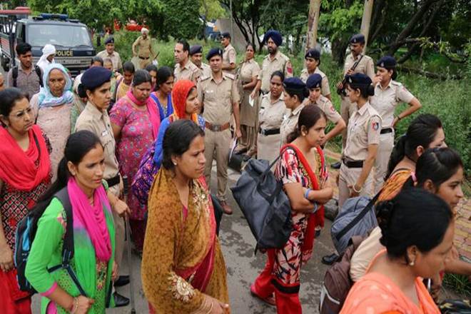 Gurmeet Ram Rahim Singh, ram rahim verdict, Dera Sacha Sauda, Haryana, Panchkula , Dera followers, Panchkula golf club