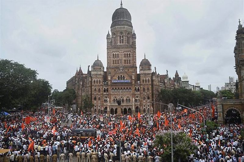 Maratha Kranti Morcha rally 2017,Maratha Kranti Morcha rally, Jijamata Udyan, Azad Maidan, Maratha, Maratha Kranti Morcha rally, Maratha Kranti Morcha rally LIVE, Maratha Morcha rally, Maratha Morcha rally LIVE, rally in mumbai, mumbai rally, maratha rally, mumbai news, mumbai traffic, mumbai traffic updates, traffic updates, maharashtra rally, maharashtra