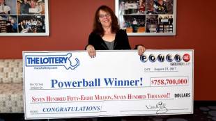 Mavis Wanczyk, jackpot, Mavis Wanczyk jackpot, jackpot us, jackpot united states, Massachusetts State Lottery, Chicopee, highest jackpot