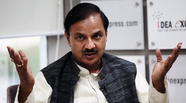 Union Minister, Mahesh Sharma, LED, Mahesh Sharma, Nukkad Natak