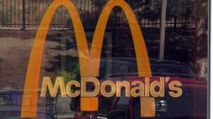 McDonalds, McDonalds chicken, McDonalds antibiotics chicken, McDonalds news, McDonalds financial express, Highest Priority Critically Important Antimicrobials, World Health Organization, Centers for Disease Control and Prevention, CDC