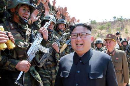 Donald Trump north korea threat, Kim Jong Un launch missiles, north korea launch missiles, north korea US, north korea us military confrontation, B-1B bombers trump tweets, F-16s north korea US, USS Carl Vinson aircraft carrier north korea Donald Trump north korea threat, Kim Jong Un launch missiles, north korea launch missiles, north korea US, north korea us military confrontation, B-1B bombers trump tweets, F-16s north korea US, USS Carl Vinson aircraft carrier north korea