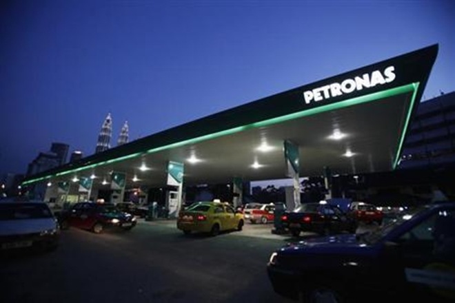petronas, petronas LNG, Petronas malaysia, petronas india