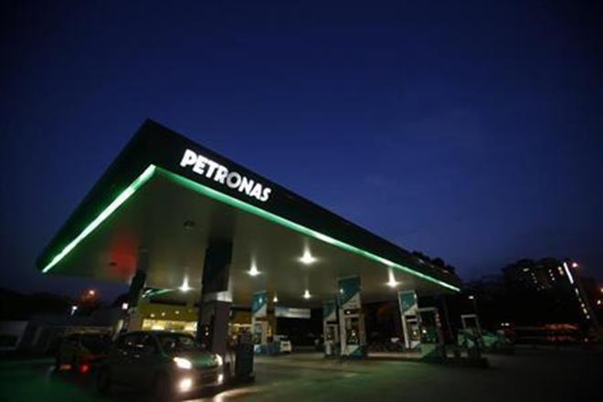 malaysia state energy, malaysia energy firm, Petroliam Nasional Berhad, Petronas, energy firm investment, Malaysia state energy firm, lubricants business, Malaysia lubricants business, lubricant blending plant, CEO Wan Zulkiflee Wan Ariffin, Wan Zulkiflee Wan Ariffin, biggest LNG supplier, LNG supplier, liquefied natural gas, South Asia