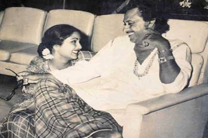 kishore kumar, kishore kumar birthday, kishore kumar 2017, kishore kumar anniversary, late singer kishore kumar, fond memories of kishore kumar, unseen pictures of kishore kumar, rare pictures of kishore kumar, bollywood singer kishore kumar, legendary singer kishore kumar, legendary kishore da, kishore da memories, golden era of kishore kumar