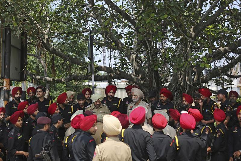 gurmeet ram rahim, ram rahim, ram rahim rape verdict, ram rahim convoy, 200 cars convoy, punjab lockdown, haryana lockdown, dera sacha sauda followers, foolowers of dera sacha sauda, dera sacha sauda images, panchkula, ram rahim panchkula verdict, ram rahim news, ram rahim images