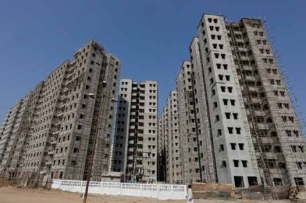 FDI, Foreign direct investment, real estate FDI, real estate sector, Economic Survey, construction sector, construction sector FDI, FDI falls, FDI decreases, rising debt real estate, construction development sector, housing projects, housing sector, FDI in housing, non-performing assets, housing credit, Pradhan Mantri Awas Yojana, real estate law, Smart Cities Mission, Real Estate Investment Trust, REIT, affordable housing projects, Benami Transactions (Prohibition) Amendment Act, benami properties