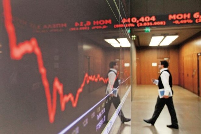 Security and Intelligence Services (India) Ltd, SIS, Security and Intelligence Services, modest gains, market debut, Indian stock market, stock's high valuations, high stock, IPO issue price, stock market, BSE, NSE, Centrum Broking, investors market, SIS listing, stock market listing