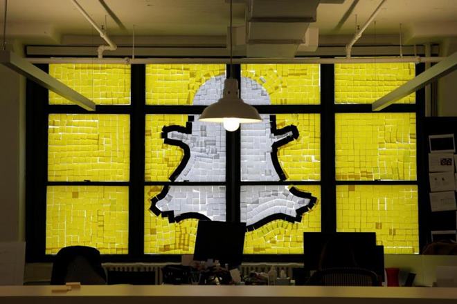 Snapchat, Snapchat Photos, Snapchat scripted content, Snapchat new, snapchat Nick Bell, Snapchat TV