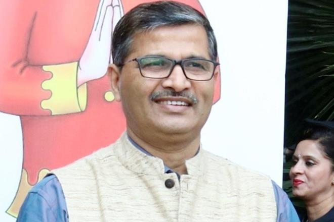 railway minister suresh prabhu, suresh prabhu, Chairman of Railway Board, ashwani lohani, indian railways, railway board, railway news, india news railway minister suresh prabhu, suresh prabhu, Chairman of Railway Board, ashwani lohani, indian railways, railway board, railway news, india news