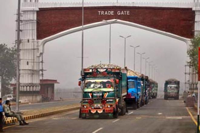 Cross LoC Trade, Jammu Kashmir, Poonch district trade, border trade, India Pakistan trade, Chakanda Bagh, LoC Trade poonch