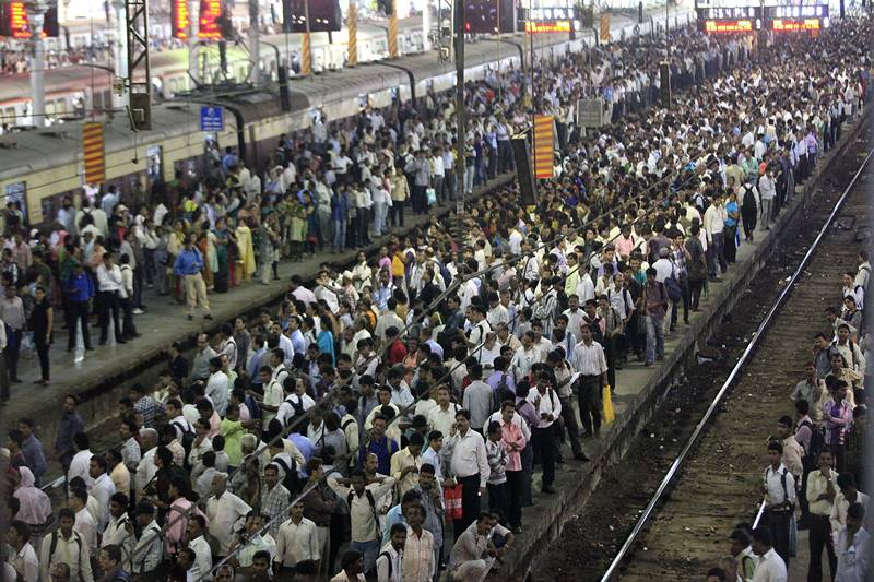 Mumbai‬, ‪Prabhadevi railway station‬‬, Elphinstone road station, Elphinstone road station stampede, Elphinstone stampede, Elphinstone railway station stampede, mumbai local, mumbai local train, mumbai local train images, mumbai local rush, mumbai local train rush