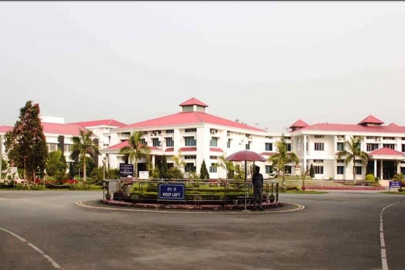 Indian Universities, top 10 Indian Universities, Indian Institute of Science, Indian Institute of Technology, IIT Bombay, IIT Delhi, Jadavpur University, Aligarh Muslim University, Birla Institute of Technology and Science, University of Calcutta, University of Delhi, Savitribai Phule Pune University, Sri Venkateswara University, Tezpur University, university news